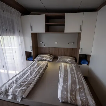House 6 Mali Nordsee Camp Apartamento *